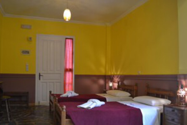 Room 41 of 120