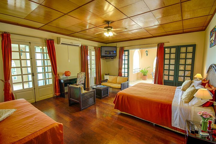 Room 3 of 5
