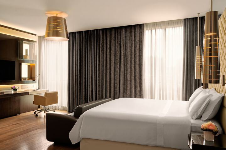 Room 17 of 188