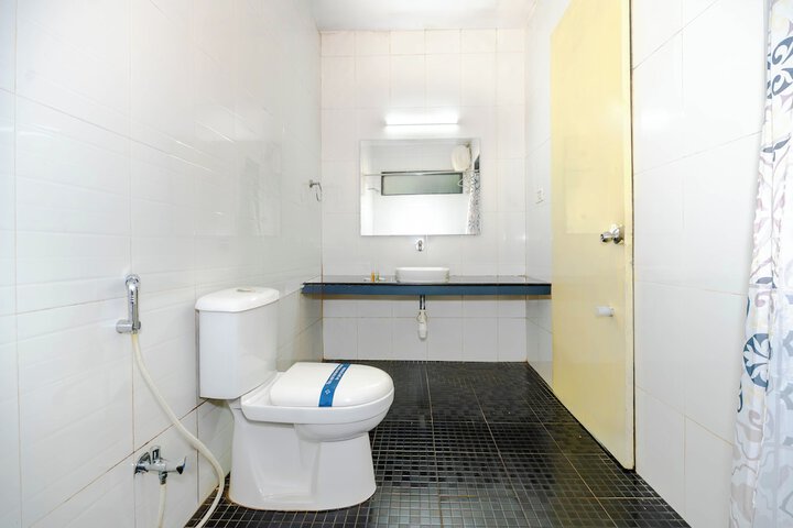 Room 35 of 53