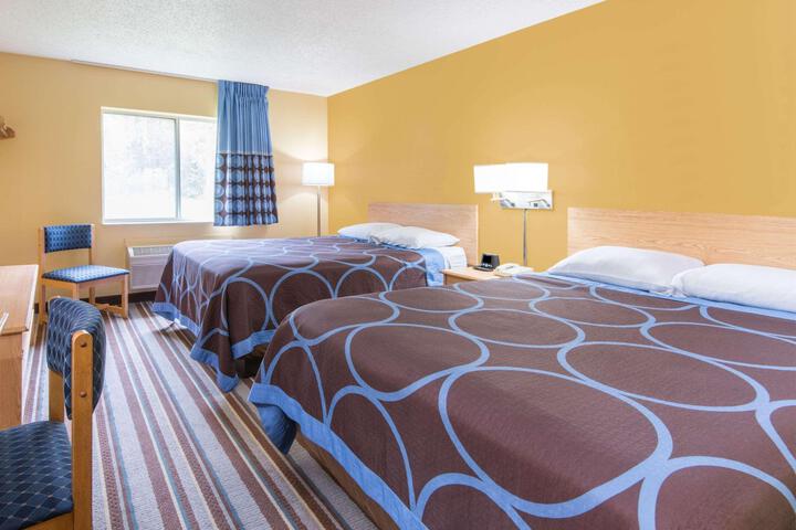 1 Queen Bed Mobility Accessible (15 of 16)