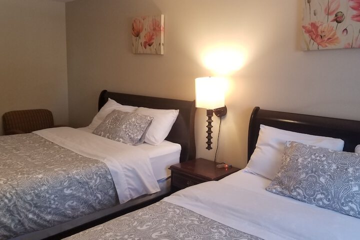Room 65 of 163
