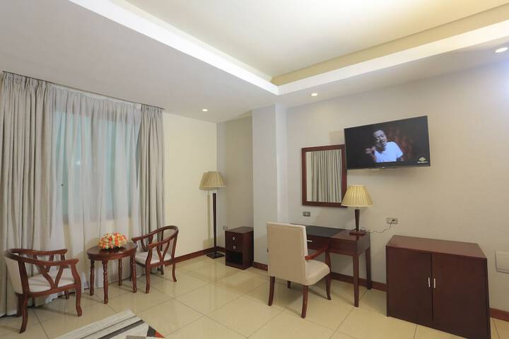 Room 25 of 34