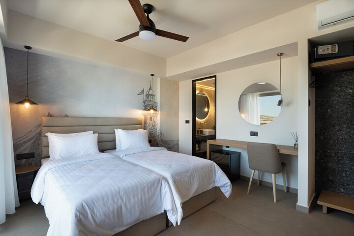 Room 14 of 68