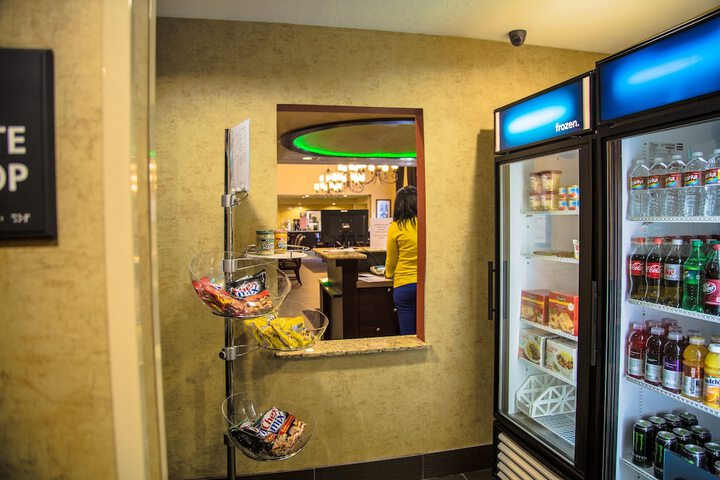 Snack bar