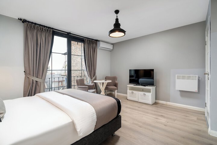 Room 7 of 35