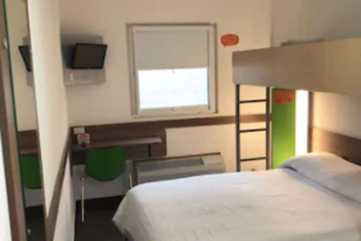 Room 3 of 24
