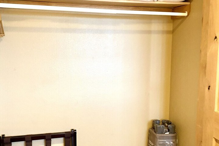 Room 21 of 426
