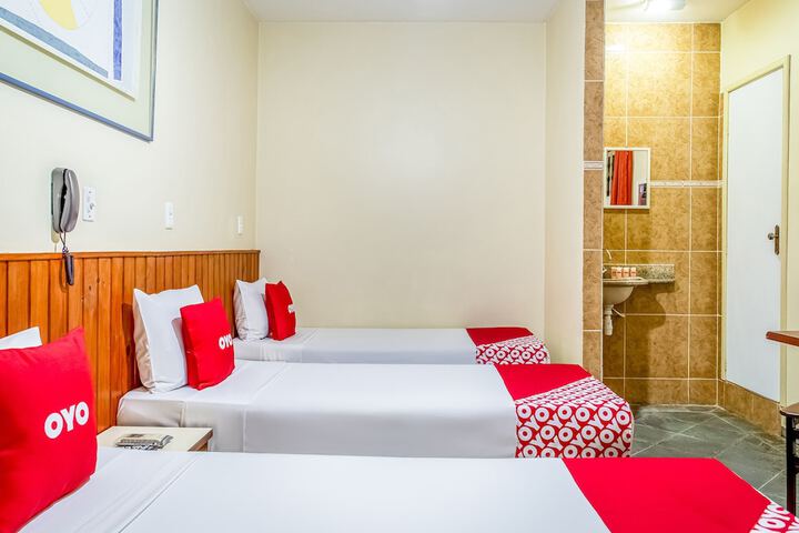 Room 9 of 29