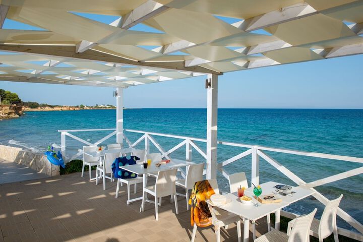 Pool Hotel