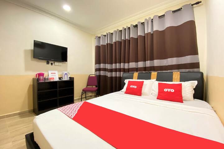 Room 11 of 24
