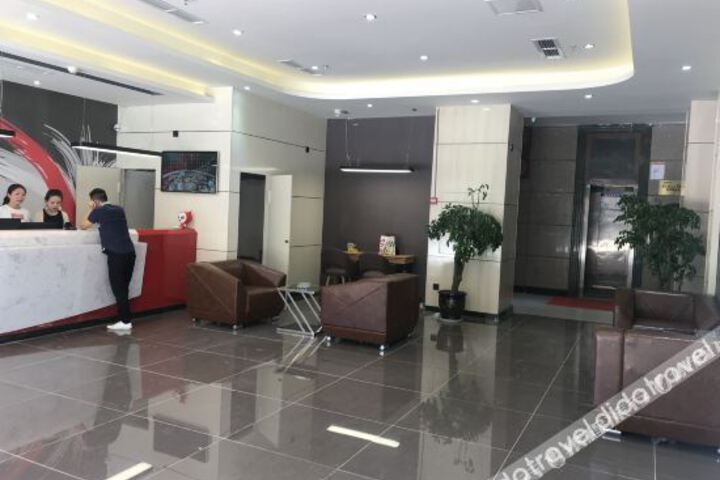 Hotel Interior 4 of 19