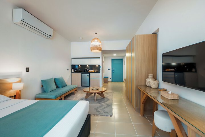 Room 179 of 307