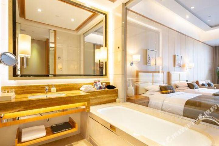 Image of Lanxi World Trade Hotel