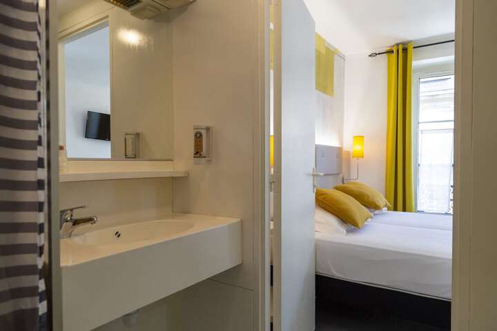 Room 39 of 112