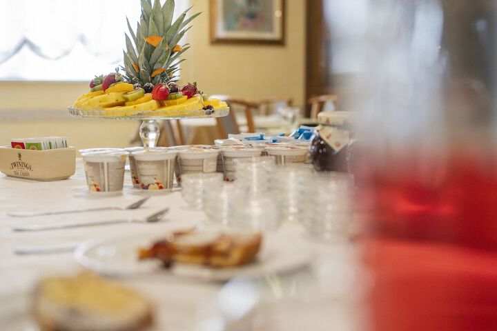 Dining 42 of 74