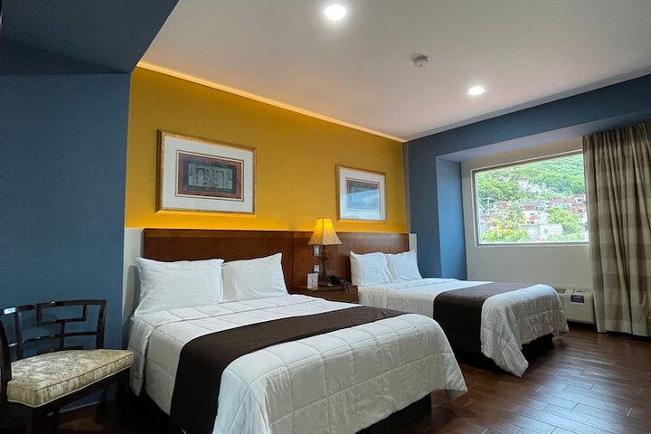 Room 6 of 21