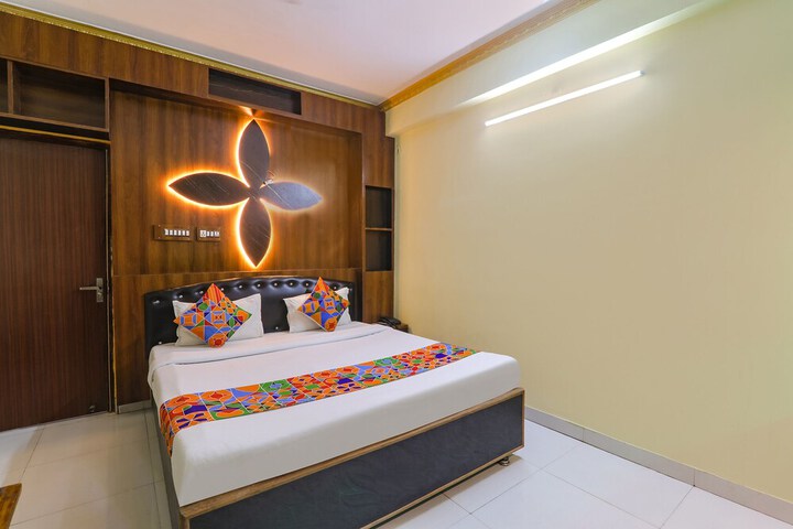 Room 20 of 32