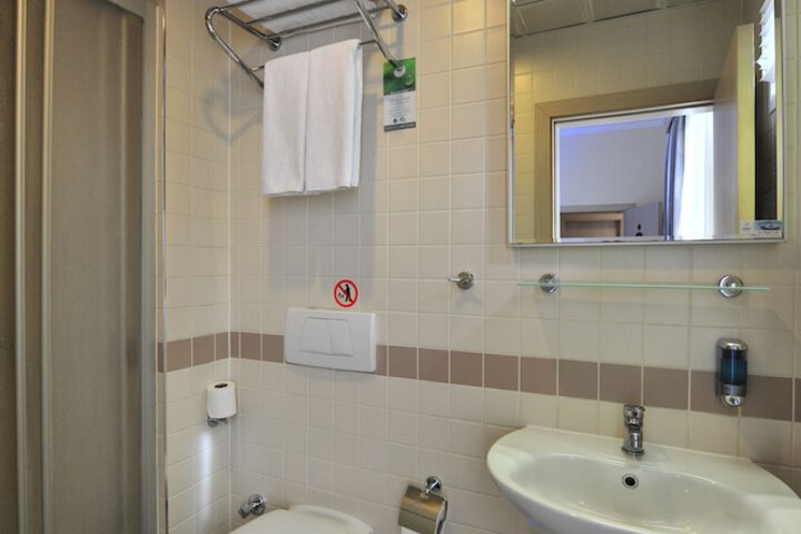 Clean Restrooms