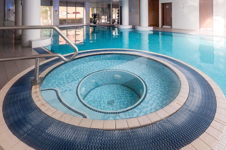 Pool 85 of 227