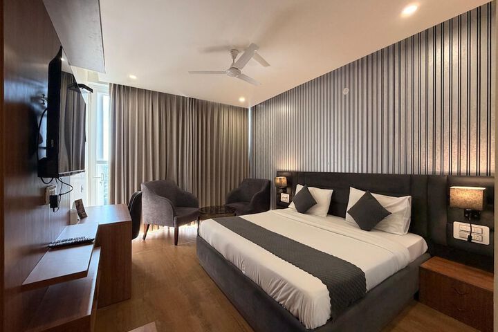 Room 25 of 65