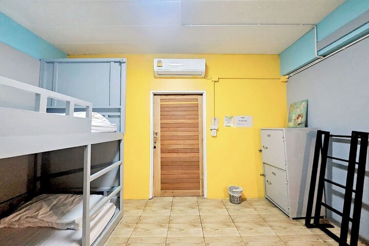 Room 47 of 94