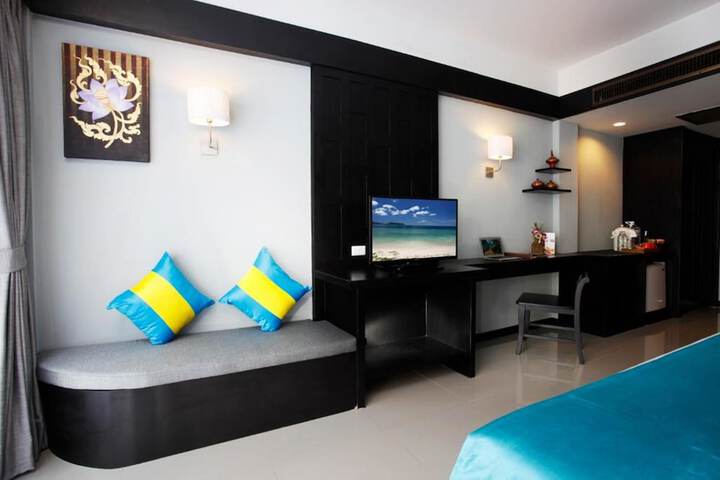 Room 12 of 89