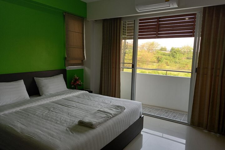 Room 40 of 94
