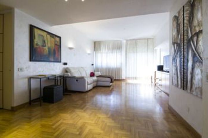 Room 50 of 52