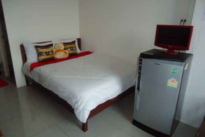 Room 4 of 14