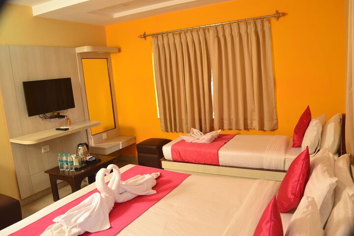 Room 6 of 11