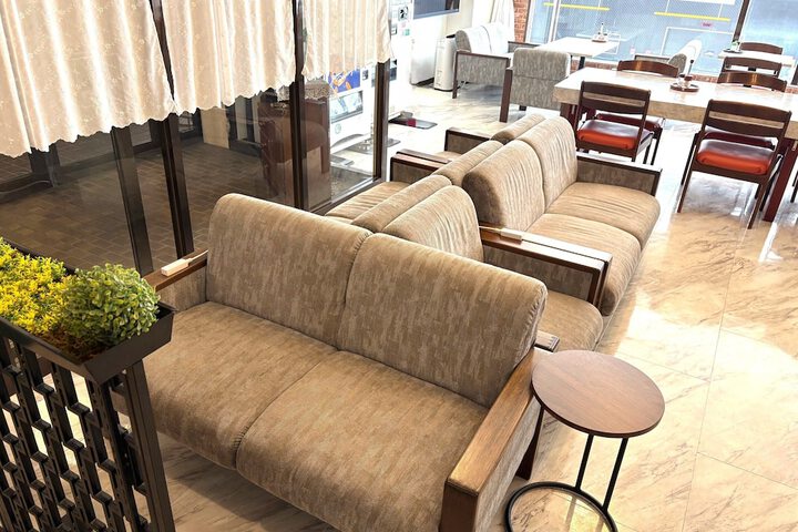 Hotel Lobby
