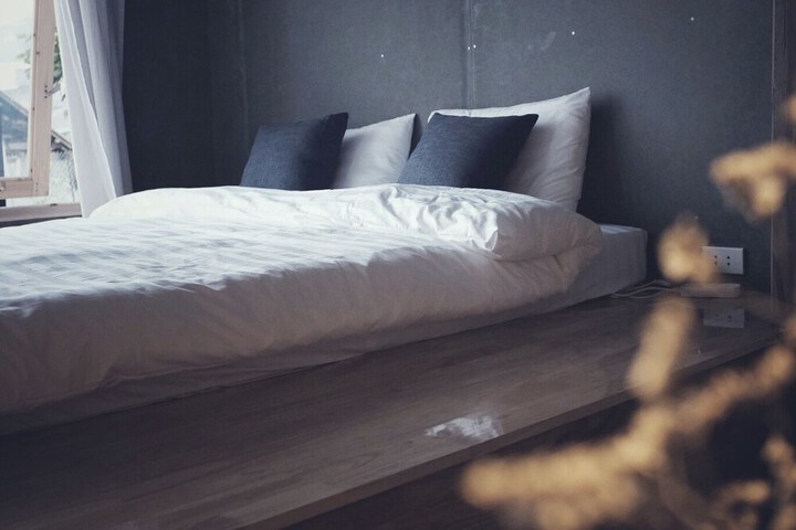Room 6 of 73