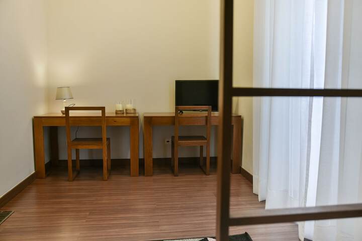 Room 39 of 80
