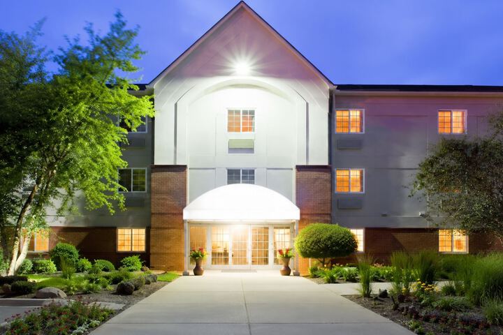 Blue Way Inn & Suites Extended Stay Bloomington Airport - Minneapolis