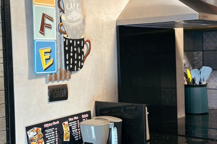 Room 47 of 80