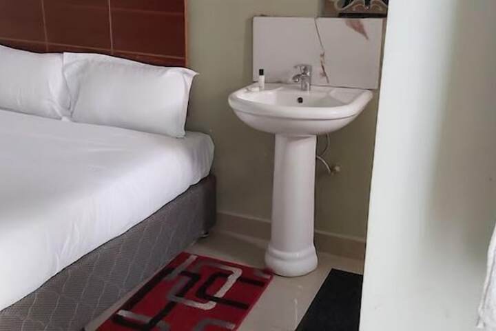 Room 5 of 47
