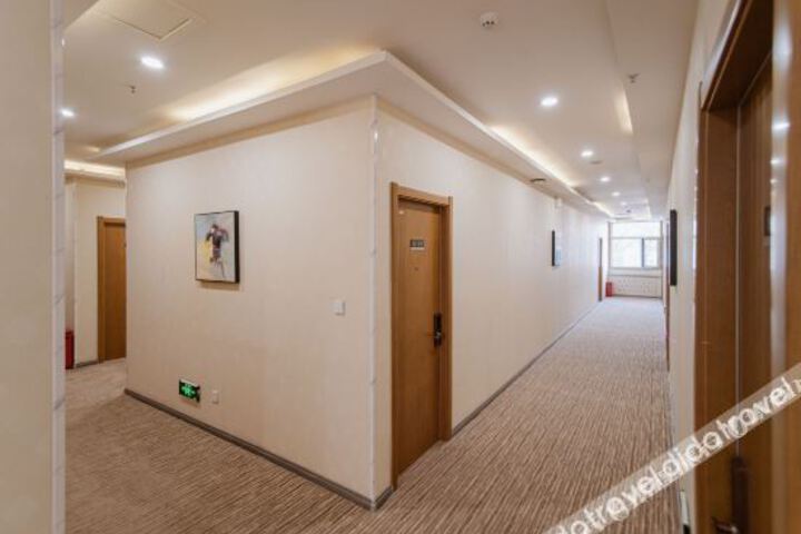 Hotel Interior 13 of 26