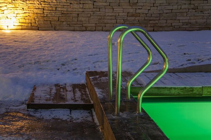 Pool 45 of 114