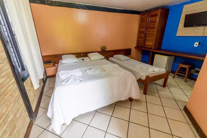 Room 9 of 42