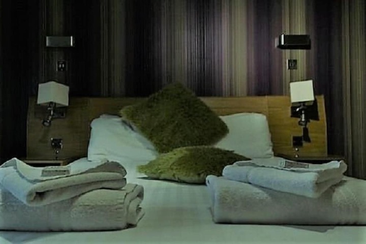 Room 26 of 54