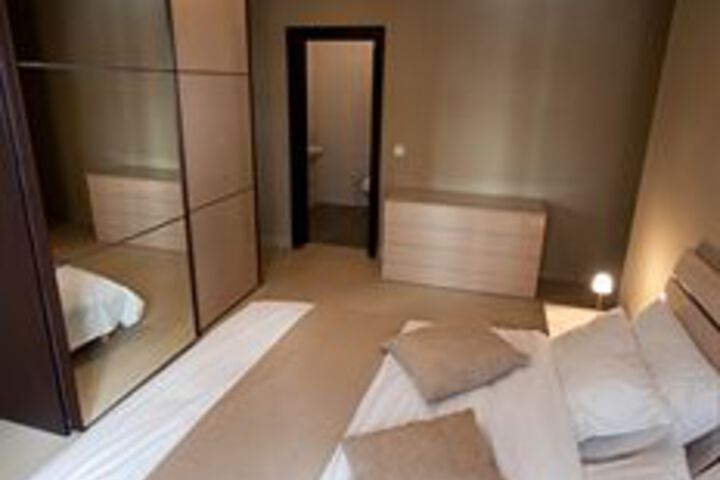 Room 15 of 35