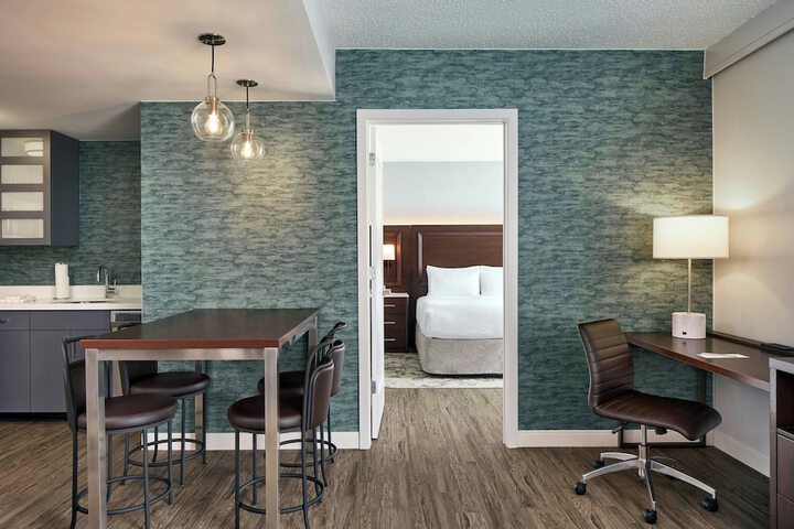 Room 33 of 75
