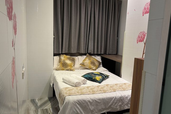 Room 133 of 195