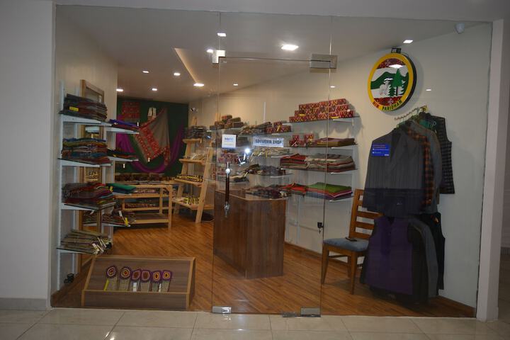 Gift Shop 40 of 70
