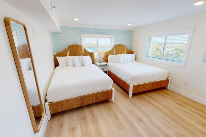 Room 15 of 115