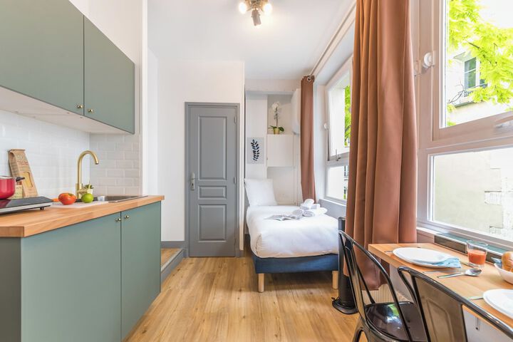Room 9 of 52
