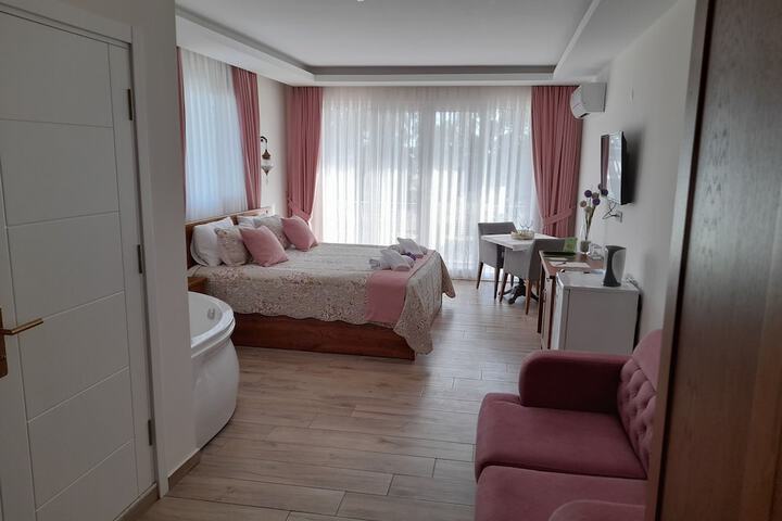 Room 15 of 73