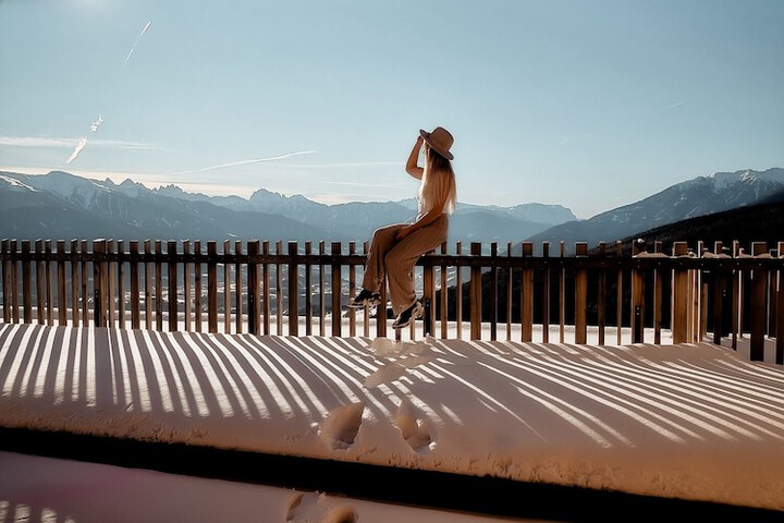Sundeck 146 of 152