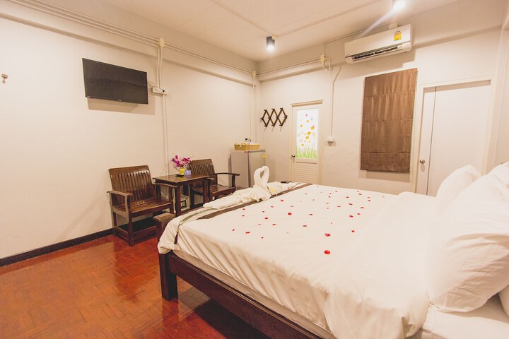 Room 26 of 88